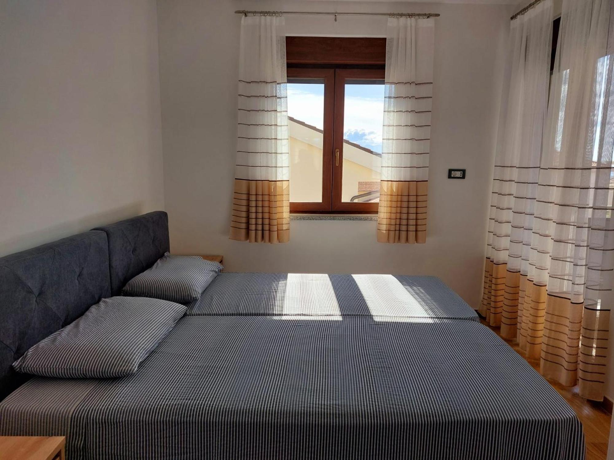 Apartmani Ivana Novi Novi Vinodolski Exterior foto